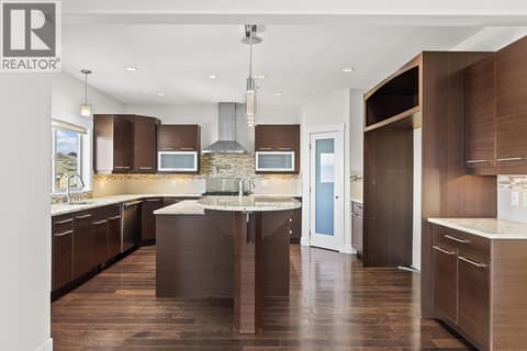 Photo 9 of 772 Kuipers Crescent, Upper Mission, Kelowna