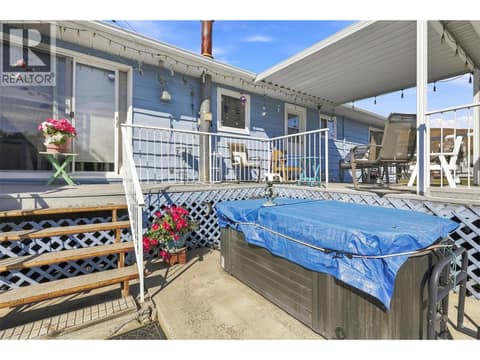Photo 21 of 1090 Calmar Place, Brocklehurst, Kamloops