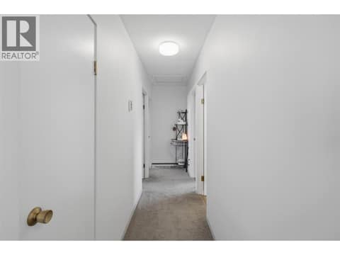 Photo 24 of 1090 Calmar Place, Brocklehurst, Kamloops