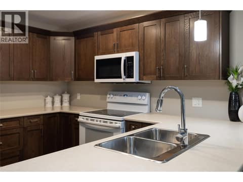 Lots of counter space at 2100 55 Avenue Unit# 56, Harwood, Vernon
