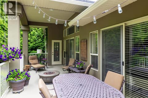 Photo 10 of 3103 Thacker Drive, Lakeview Heights, West Kelowna