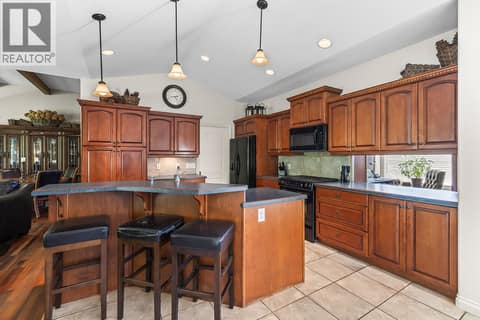 Photo 29 of 3103 Thacker Drive, Lakeview Heights, West Kelowna