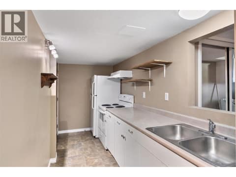 Photo 18 of 2277 Turnberry Place, Aberdeen, Kamloops