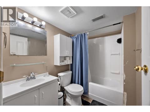 Photo 7 of 2277 Turnberry Place, Aberdeen, Kamloops