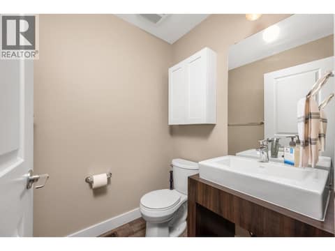 Photo 13 of 1703 43 Avenue Unit# 2, Harwood, Vernon
