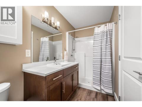 Photo 23 of 1703 43 Avenue Unit# 2, Harwood, Vernon