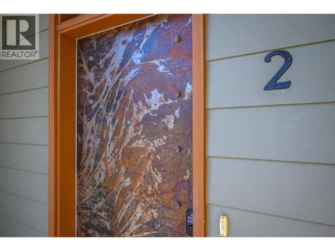 Photo 4 of 1703 43 Avenue Unit# 2, Harwood, Vernon
