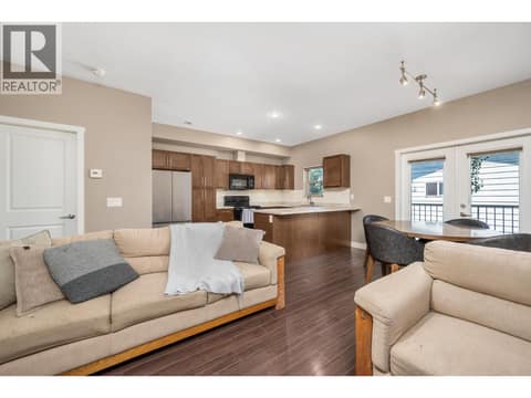 Photo 9 of 1703 43 Avenue Unit# 2, Harwood, Vernon