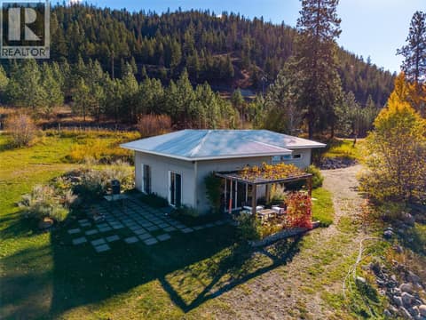 Photo 2 of 8121 Lyons Road, Heffley, Kamloops