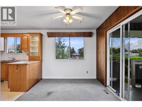 Photo 6 of 650 Richmond Avenue, North Kamloops