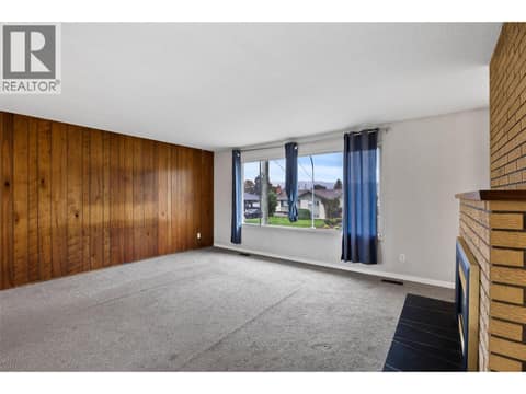 Photo 9 of 650 Richmond Avenue, North Kamloops