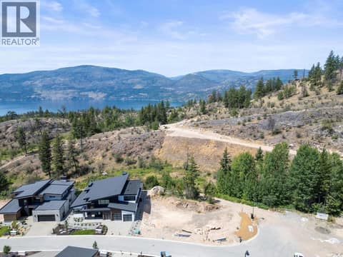 Photo 11 of 192 Wildsong Crescent, Predator Ridge, Vernon