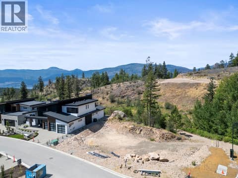 Photo 6 of 192 Wildsong Crescent, Predator Ridge, Vernon