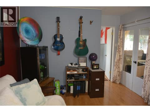 Photo 13 of 601 REGINA Avenue, North Kamloops