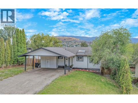 Photo 1 of 2104 20 Avenue, East Hill, Vernon