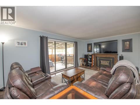 Photo 10 of 2104 20 Avenue, East Hill, Vernon