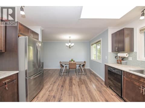 Photo 5 of 2104 20 Avenue, East Hill, Vernon