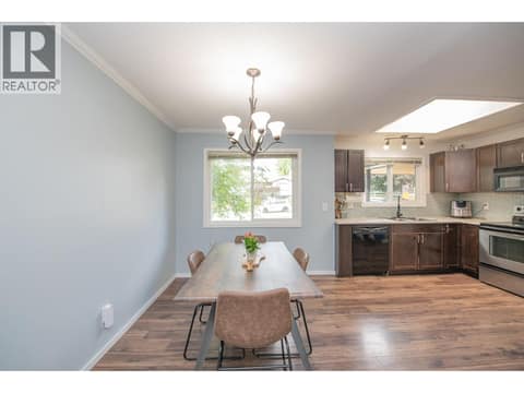 Photo 6 of 2104 20 Avenue, East Hill, Vernon