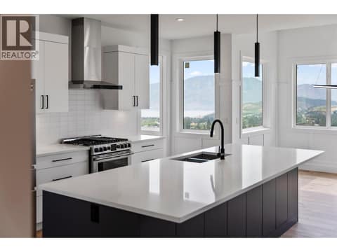 Photo 12 of 2871 Copper Ridge Drive, Smith Creek, West Kelowna