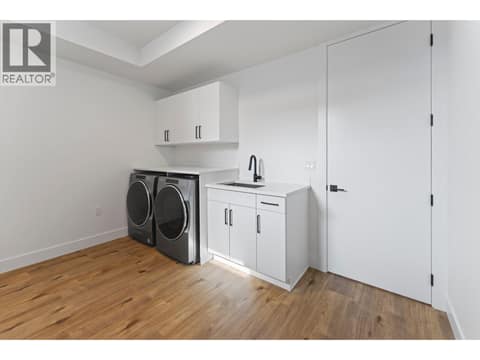 Laundry room at 2871 Copper Ridge Drive, Smith Creek, West Kelowna