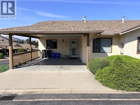 End-unit #12 at 3930 20 Street Unit# 12, Harwood, Vernon