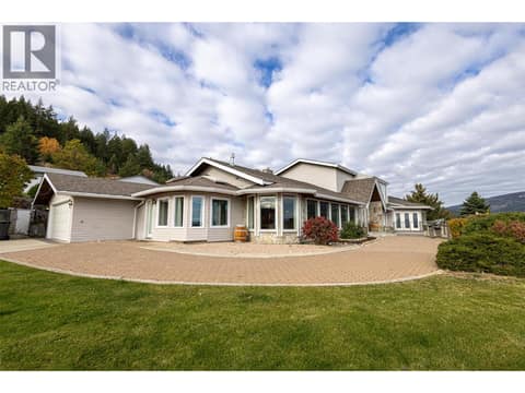 Photo 1 of 3510 Gates Road, Glenrosa, West Kelowna