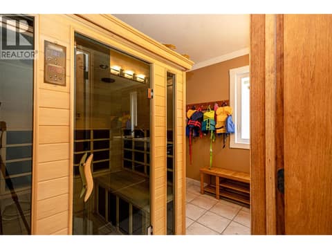 Photo 13 of 3510 Gates Road, Glenrosa, West Kelowna