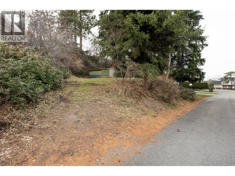Space for RV or boat parking! at 391 Braeloch Road, Upper Mission, Kelowna