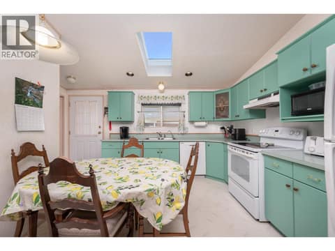 Photo 4 of 1600 43 Avenue Unit# 27, East Hill, Vernon