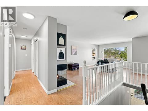 Photo 10 of 913 GREYSTONE Crescent, Aberdeen, Kamloops