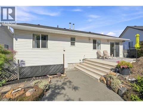 Photo 17 of 913 GREYSTONE Crescent, Aberdeen, Kamloops