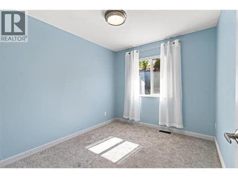 Photo 35 of 913 GREYSTONE Crescent, Aberdeen, Kamloops