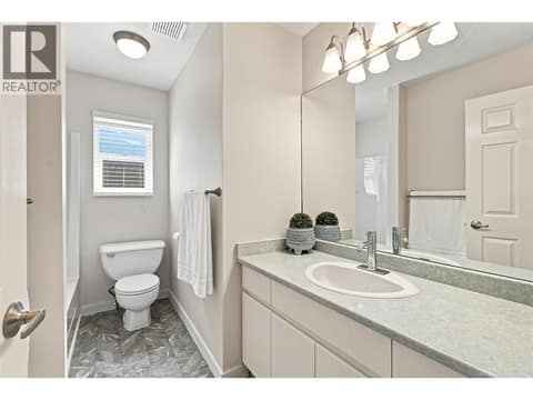 Photo 36 of 913 GREYSTONE Crescent, Aberdeen, Kamloops