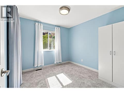 Photo 37 of 913 GREYSTONE Crescent, Aberdeen, Kamloops