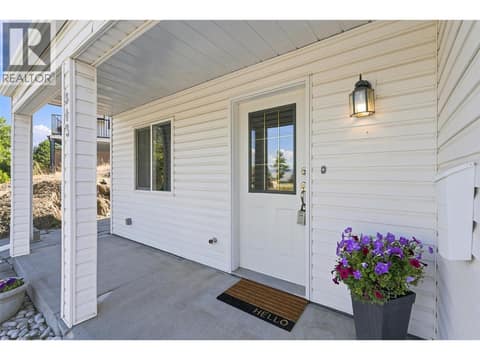 Photo 6 of 913 GREYSTONE Crescent, Aberdeen, Kamloops
