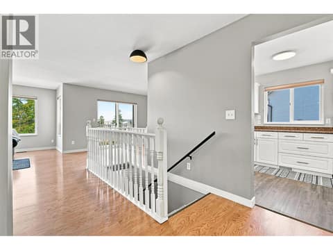 Photo 9 of 913 GREYSTONE Crescent, Aberdeen, Kamloops