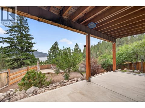 No neighbours looking in! at 10375 Westshore Road, Okanagan North, Vernon