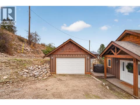 Shop just outside the main door at 10375 Westshore Road, Okanagan North, Vernon