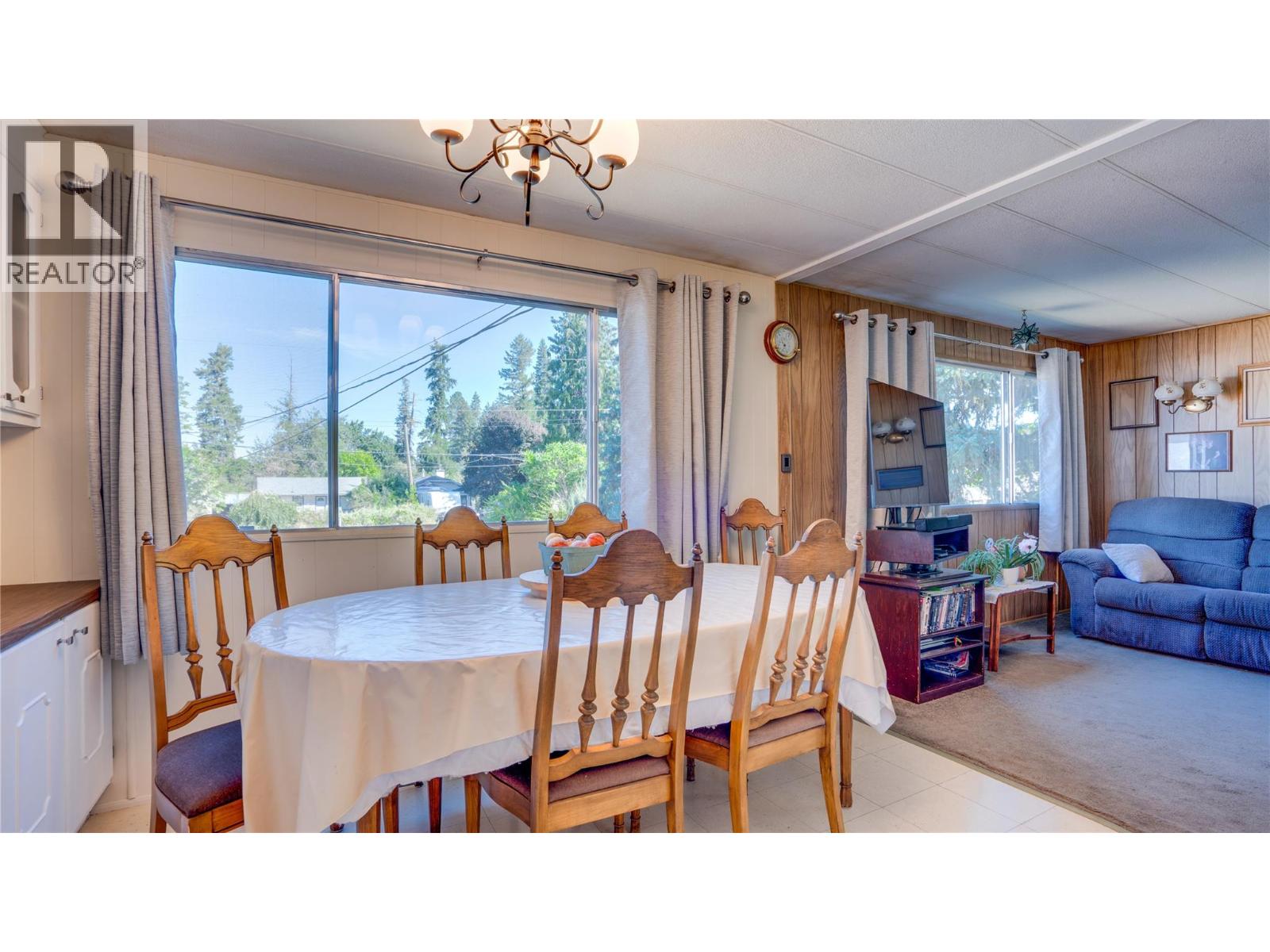Photo 10 of 3475 Jackson Avenue, Armstrong/ Spall.
