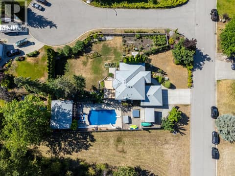 Photo 2 of 4015 Mahonia Drive, South East Kelowna