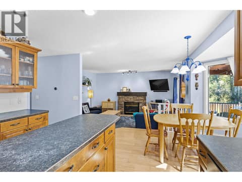 Photo 9 of 4015 Mahonia Drive, South East Kelowna