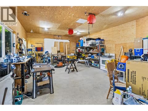 Detached Shop at 4015 Mahonia Drive, South East Kelowna