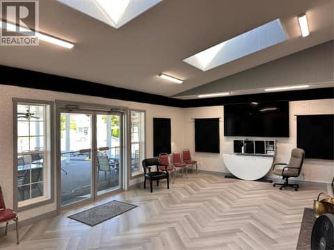 Clubhouse at 8000 Highland Road Lot# 146, North BX, Vernon