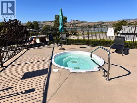 Community hot tub at 8000 Highland Road Lot# 146, North BX, Vernon