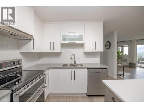 Photo 11 of 4900 Okanagan Avenue Unit# 215, Mission Hill, Vernon