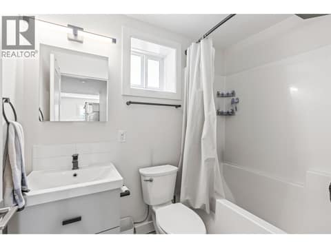 Lower Suite-3pc at 1907 19 Street, East Hill, Vernon