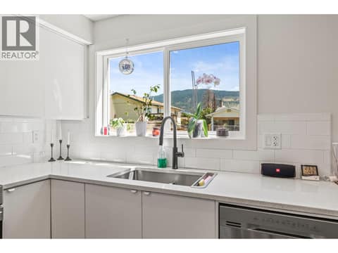 Lower Suite-kitchen at 1907 19 Street, East Hill, Vernon