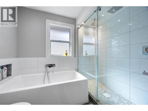 Photo 33 of 420 Gleneagles Drive, Aberdeen, Kamloops