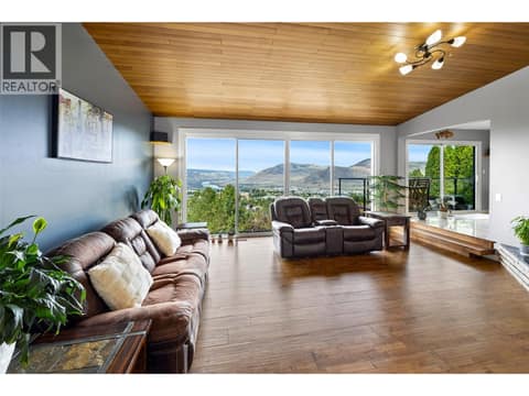 Photo 4 of 420 Gleneagles Drive, Aberdeen, Kamloops