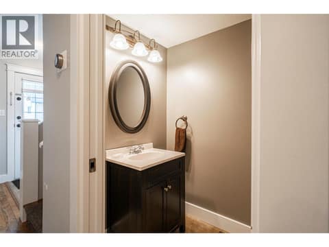 Photo 6 of 4909 27 Avenue Unit# 7, Westmount, Vernon